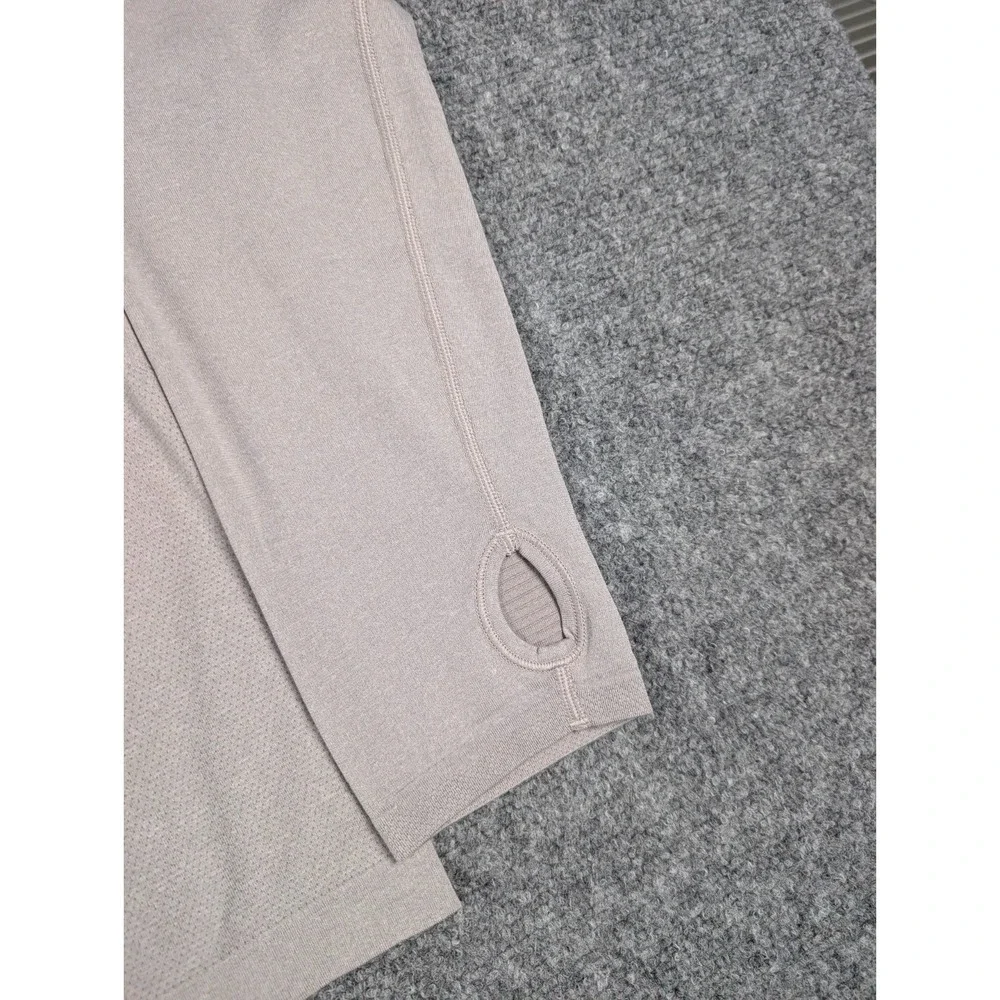 Lululemon Metal Vent Tech 1/2 Zip‎ Pullover Mens XL Light Gray Athletic